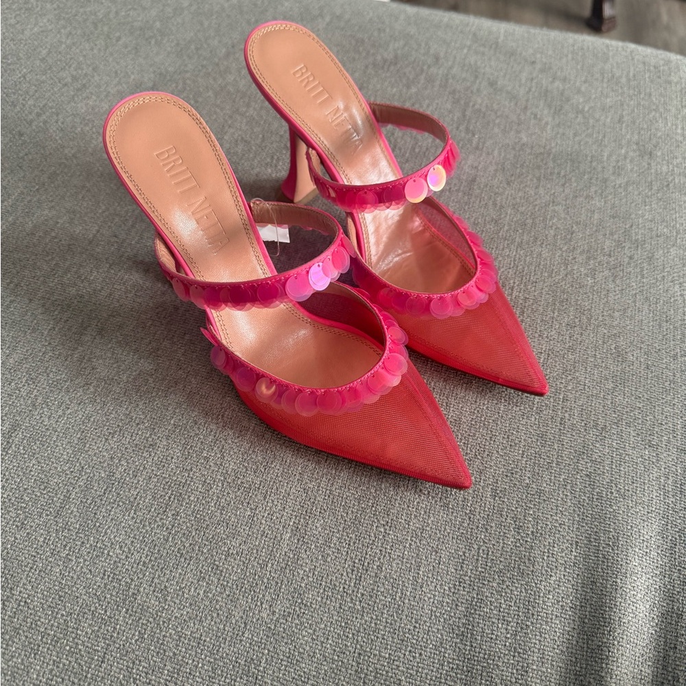 Chic pink Heels by Britt Netta